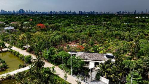 Bang Krasop Resort | Coconut Lane Bangkok