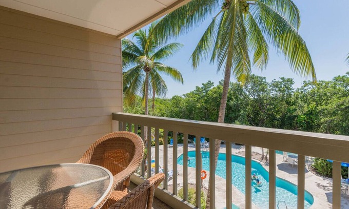 Key West Resort | Coconut Mallory Resort - Charming 2 bedroom Key West, Florida