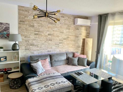 Golfe Juan Apartment | Cocoon vue Mer ☆ en face du Port de Golfe-Juan ☆