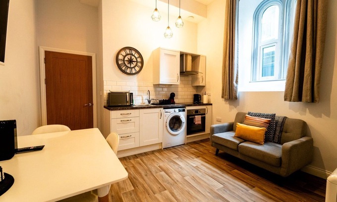 Castle Apartment | Cohost Partners Serene Chapel Retreat King Bed Sleeps 4