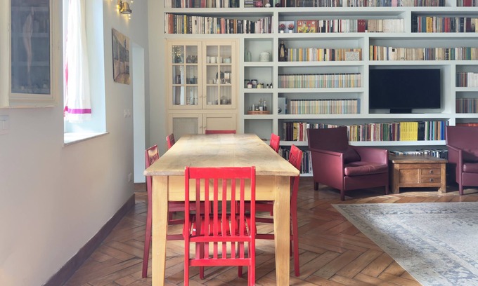 Monti Apartment | COLISEUM MOUNTS - VINTAGE GROVE - 2BR