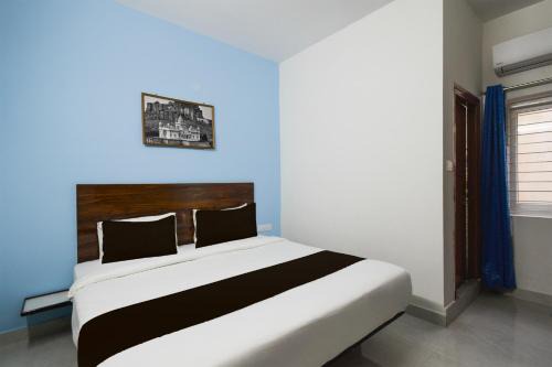 Kukatpally Housing Board Colony Hotel | Collection O The RIO HOTEL JNTU Bus Stop