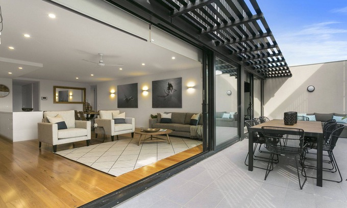 Sorrento Apartment | COLLINS Q1 LUXURY APARTMENT IN THE HEART OF SORRENTO VILLAGE