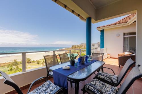 Margate Beach Apartment | Colonial Sands 406