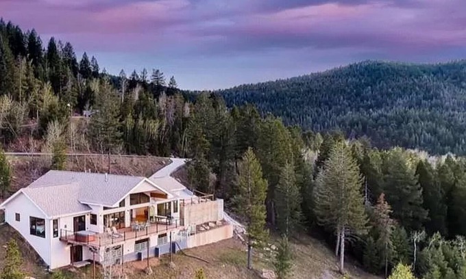 Morrison House | Colorado Mountain Villa