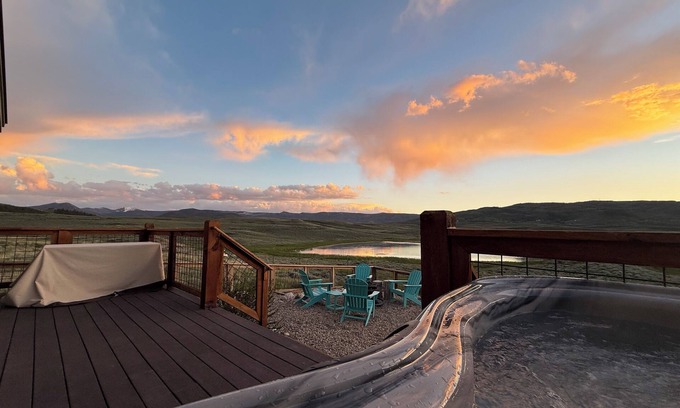 Grand Elk Ranch House | Colorado's Best: RMNP, Grand Lake, Winter Park - Pet Friendly!