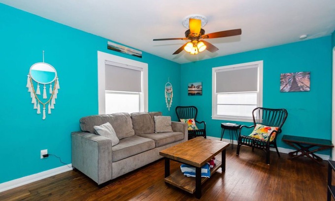 San Jacinto House | Colorful 2BR Unit Tucked Away w/Front Yard, Walk to Beach, Pier & The Strand!