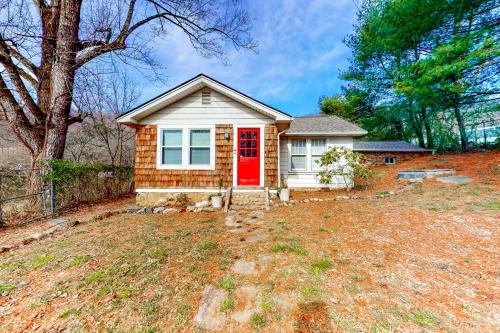 Candler House | Colorful Cove