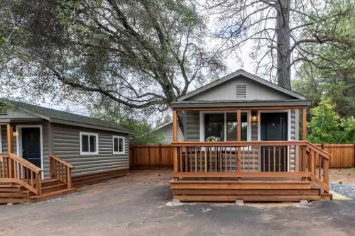 Sonora House | Columbia Cabins Cabin 5