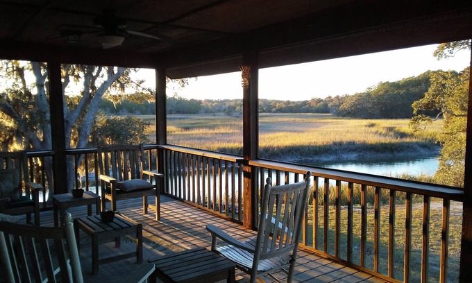 Edisto Island House | Come Enjoy Paradise With On-Site Dock And Lovely Sunsets