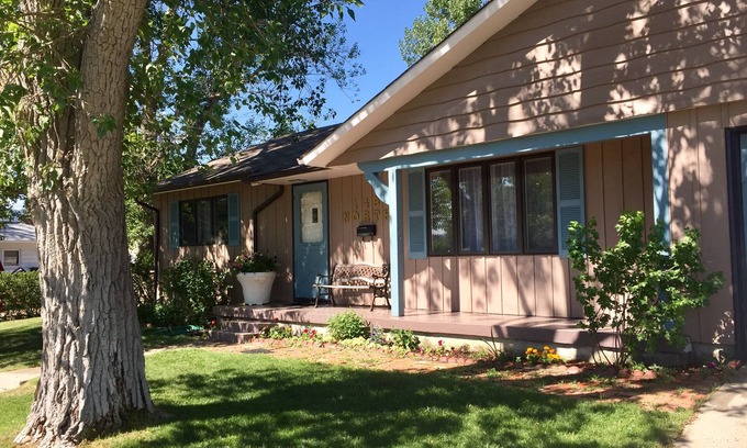 Casper House | Come Home in Casper - Rent a home, not just a room. S: