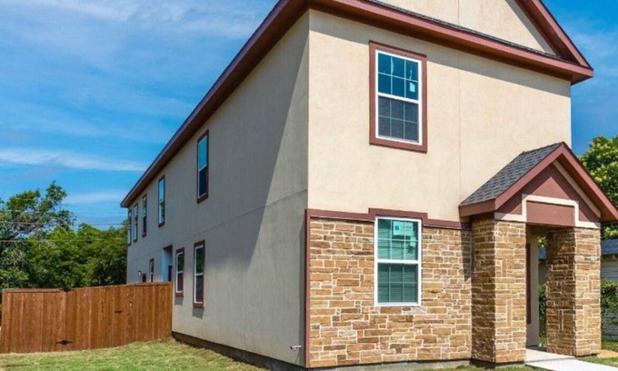 Garland House | Comfort, estilo y comodidad con elegancia, Tranquil 4-bedroom house in Garland
