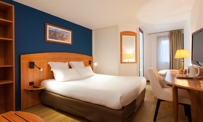 Evreux Hotel | Comfort Hotel Evreux