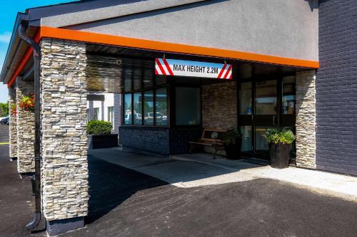 Cannifton Hotel | Comfort Inn