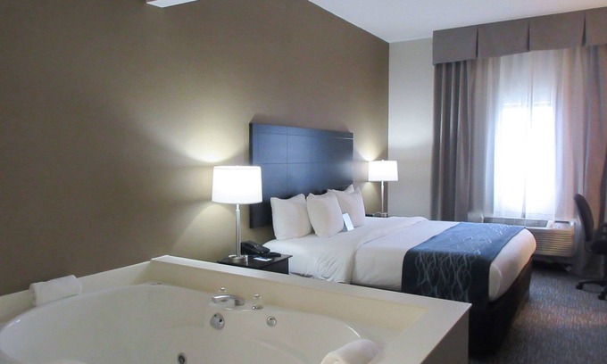 Port Huron Hotel | Comfort Inn Port Huron