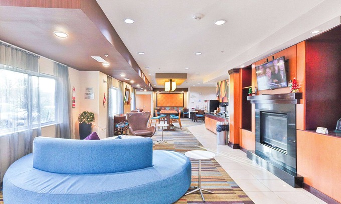 Houston Hotel | Comfort Inn & Suites Houston North - Spring