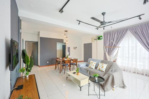Brinchang Apartment | Comfort & Joy Family Homestay In Cameron Highland Clover Home 7-22