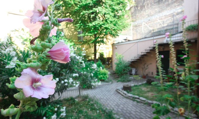 Historic Center Apartment | Comfort, silence and greenery in the heart of Bologna