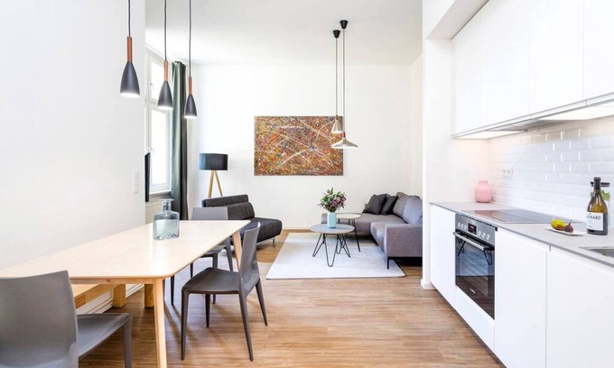 Mitte Apartment | Comfortable apartment (3&4) with 140m2