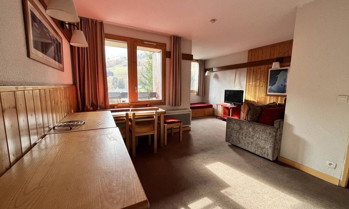 Plagne 1800 Apartment | Comfortable 2-room for 6 with parking in Plagne 1800