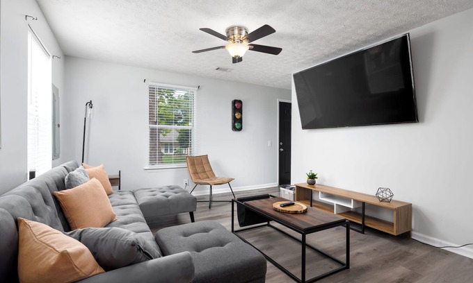 Fortson Apartment | Comfortable 2 Bedroom Ft Moore Retreat that's less than 5 min from Starbucks n