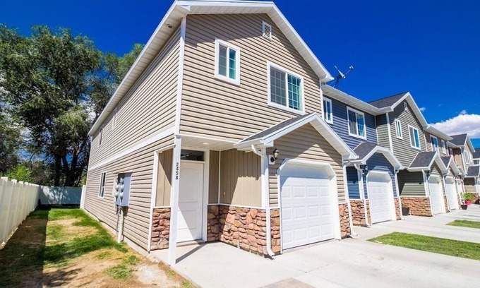 Maeser House | Comfortable and relaxing townhome