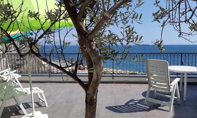 Vietri sul Mare Apartment | Comfortable apartment with sea view on the Amalfi coast
