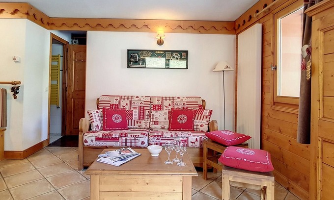 Reberty Apartment | Comfortable apartment close to slopes with balcony, pool, parking