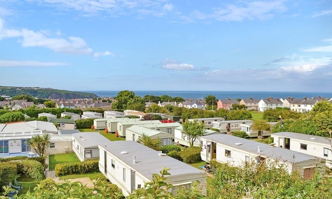 Fishguard House | Comfortable caravan with one double and two twin.