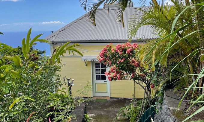 Saint-Leu Cottage | Comfortable Creole House in Saint-Leu