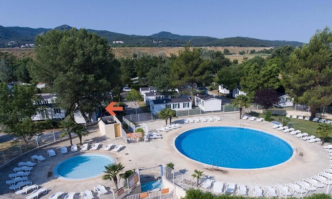 La Roque-d'Antheron House | Comfortable 3 bedroom mobile home with air conditioning in Provence - Swimming pool and private lake