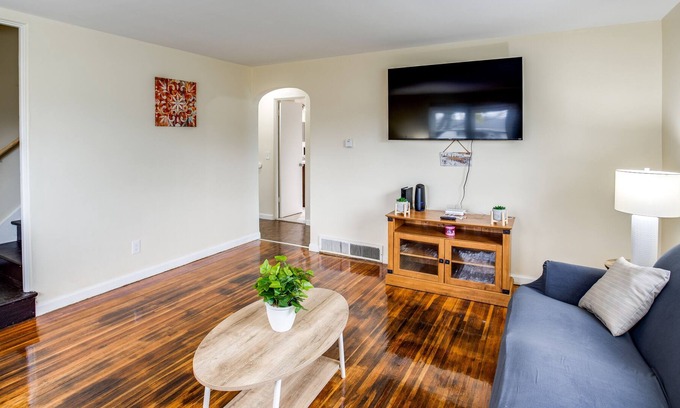 Gates-North Gates House | Comfortable Home In the Suburb close to Dwtn/Airport/UofR