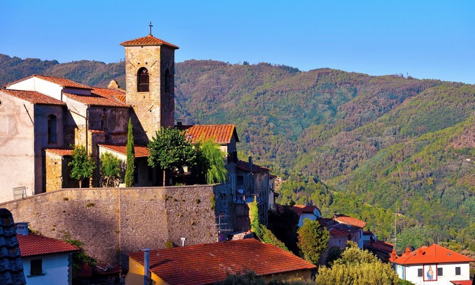 Macchino House | Comfortable Home Vittoria2 Among Greenery, Pistoia, Italy