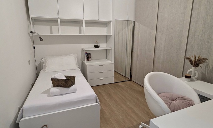 Ferrara Apartment | Comfortable room very close to the station (290mt)
