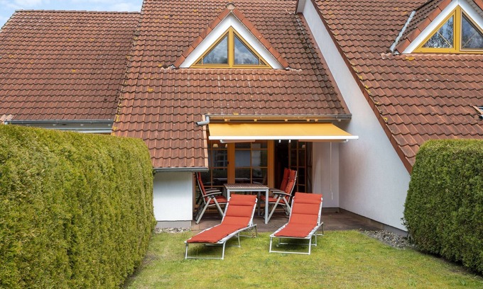 Zingst House | Comfortable terraced house in a quiet location in the vacation park!