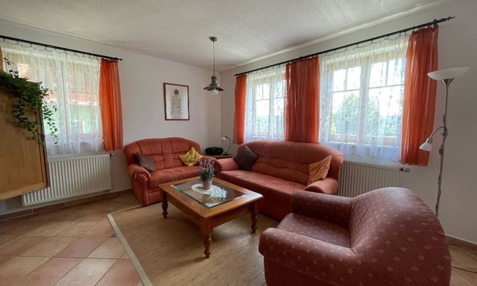 Neualbenreuth Apartment | Comfortable vacation apartment for up to 2 people (75 sqm)