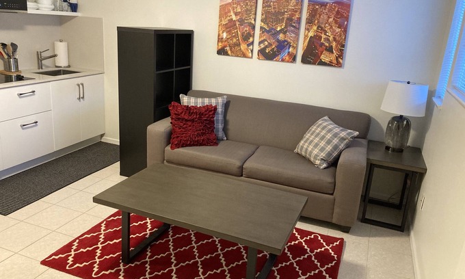 Riley Park-Little Mountain Apartment | Comfortable, well located, 2 bedrooms in Vancouver