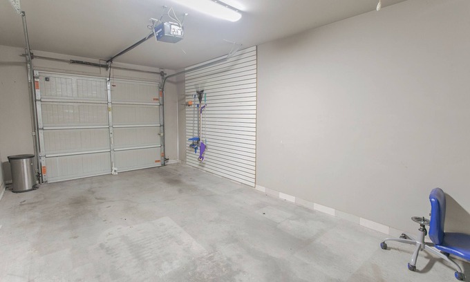 Lawton House | Comfy 2BR 4 Beds Home Near Fort Still