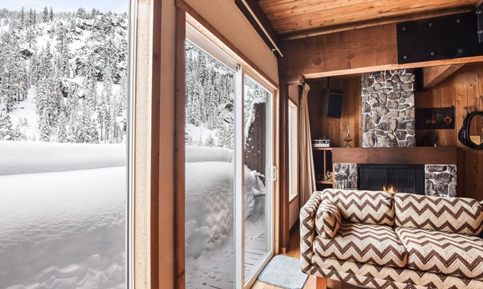 Olympic Valley House | Comfy Alpine Meadows | Endless fun