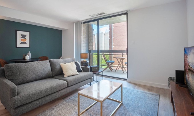 Foggy Bottom Apartment | Comfy Foggy Bottom 1BR w/ W/D + Gym near IMF & State Dept, by Blueground