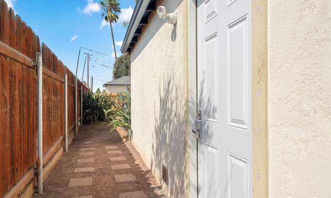 La Mesa House | Comfy Sundance Casa AC Grill Yard Spa