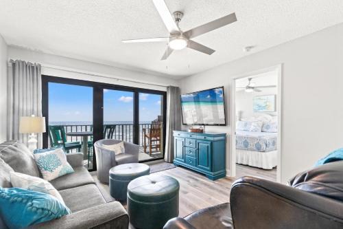 Lower Grand Lagoon House | Commodore 0909