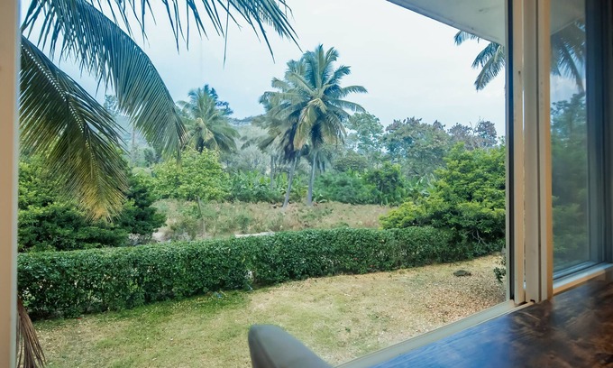Chikkamagaluru Hotel | Commune18