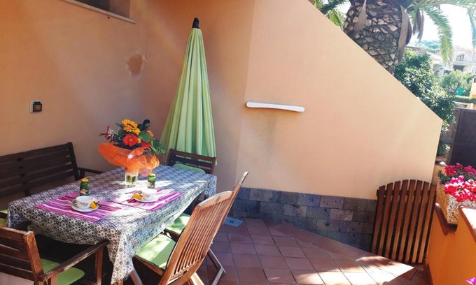 Lu Bagnu House | Comodo appartamento in villa 150 mt dal mare