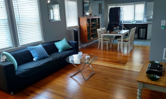 Hyannis House | Completed Renovated Cape Cod Home, Minutes Walk To Three Beaches And Hyannis Ctr