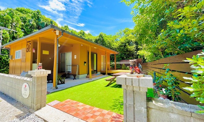 Motobu House | Completely private accommodation 5 minutes walk t/Kunigamigun Okinawa