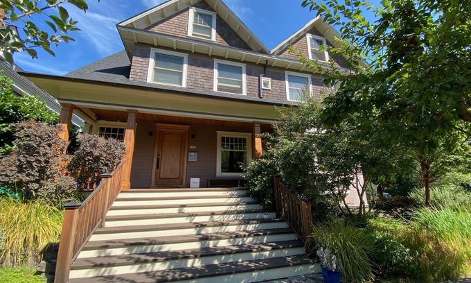Willamette Heights House | Completely Remodeled Willamette Heights Home