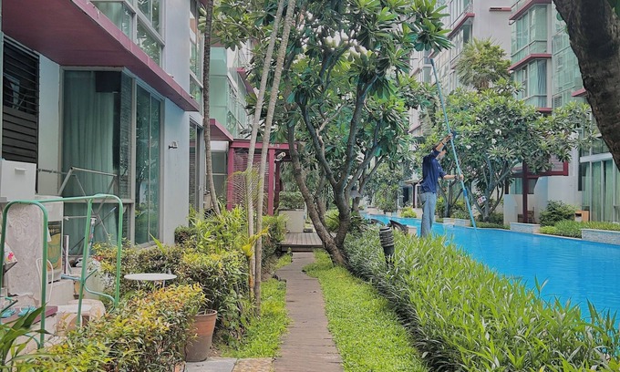 Suan Luang Condo | Condo With Pool and Garden in Central Bangkok ! Book Your Tropical Escape Now!