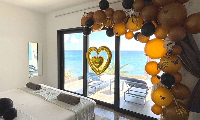 Indigo Bay Apartment | Condostmaarten by the sea (Adults Only)