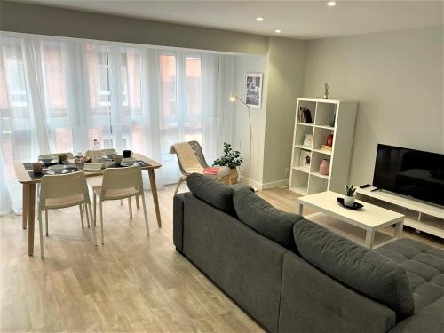 Gijon-Este Apartment | Confort y descanso a 10 minutos del centro y playa